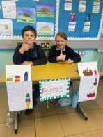 Children created their own cafe and went to order in different cafes